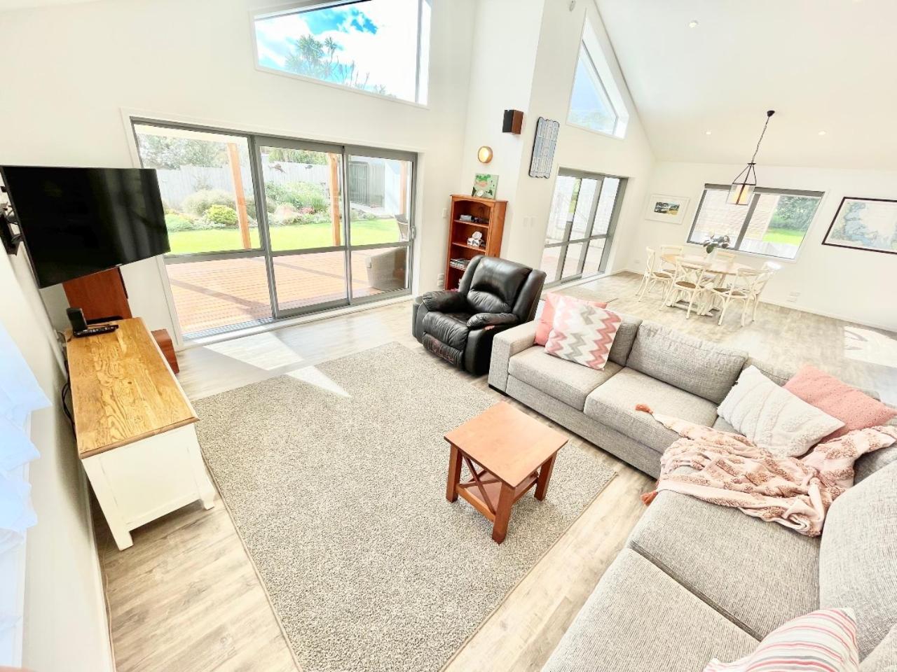 Getaway Waiheke- Stay Waiheke Oneroa Rum bild